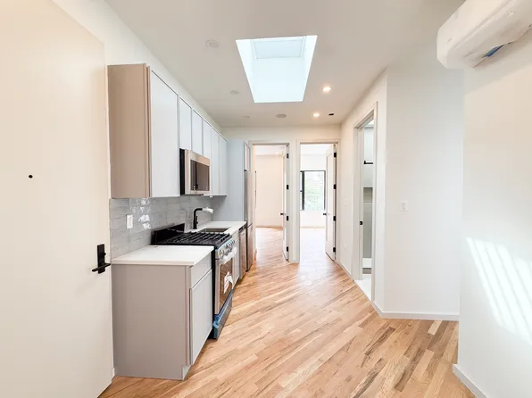 2097 Fulton Street image 1 of 17