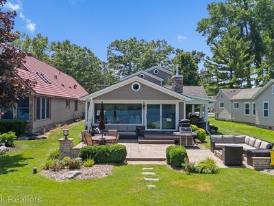 4295 Shoreview Ln, Whitmore Lake, MI, 48189