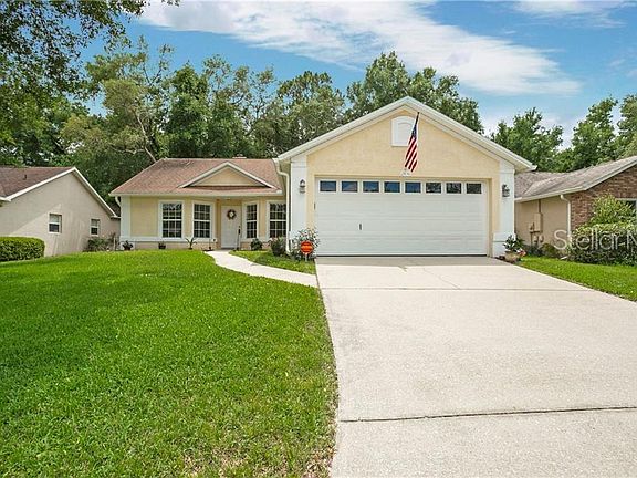 2nd image of 2104 Sherwood Forest Dr