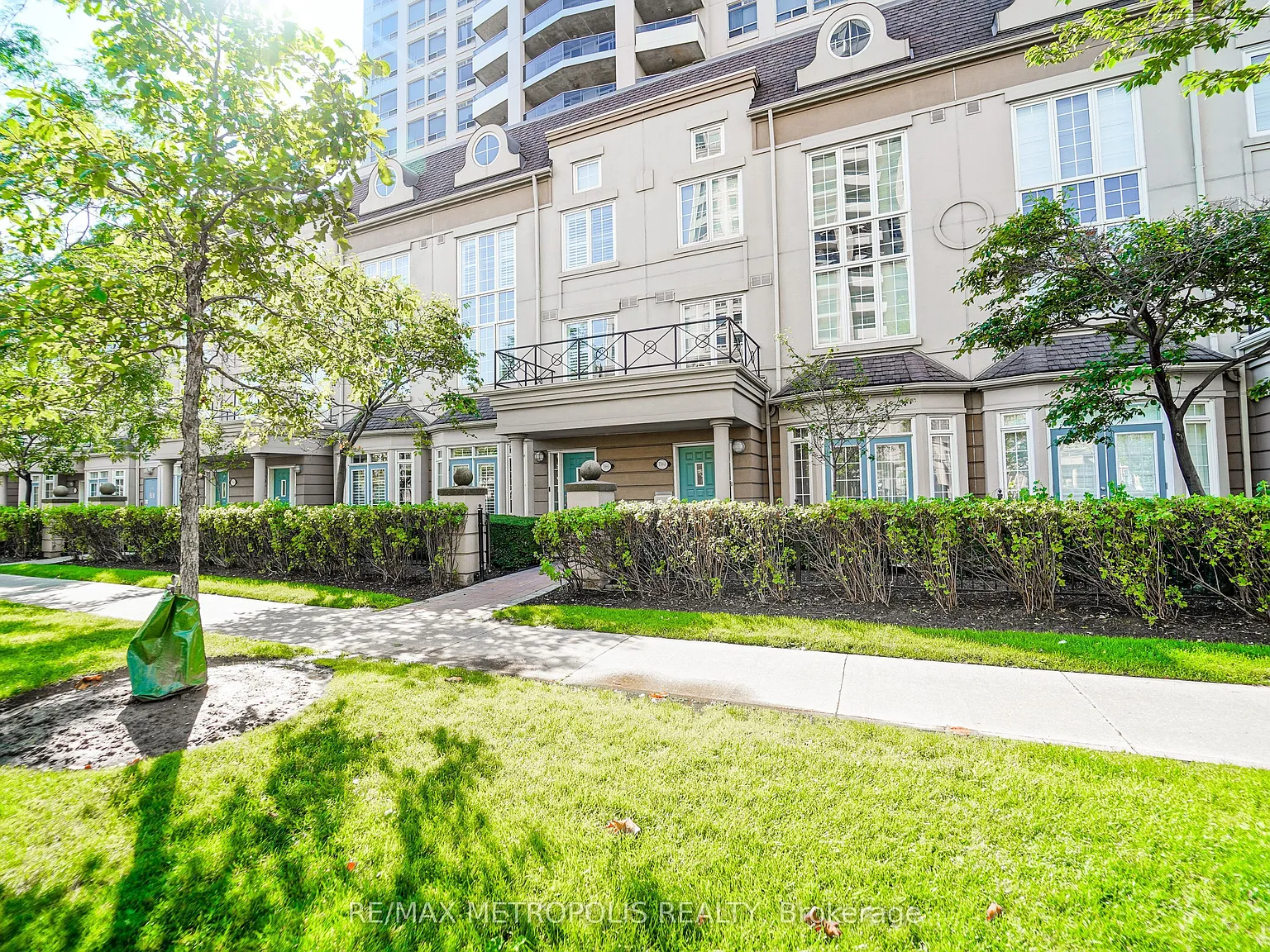 3 bed, $4,500 — Photo 2