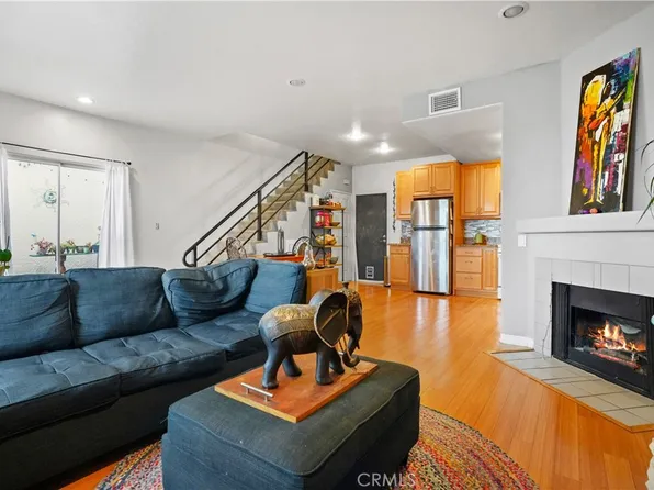 15801 Wyandotte St Unit 109, Van Nuys, CA 91406