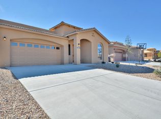 7316 Valle Cantero Ln NW, Albuquerque, NM 87114