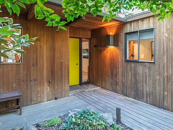 4th image of 38320 Ocean Ridge Dr