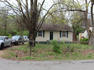 516 Village Ct, Nashville, TN 37206
