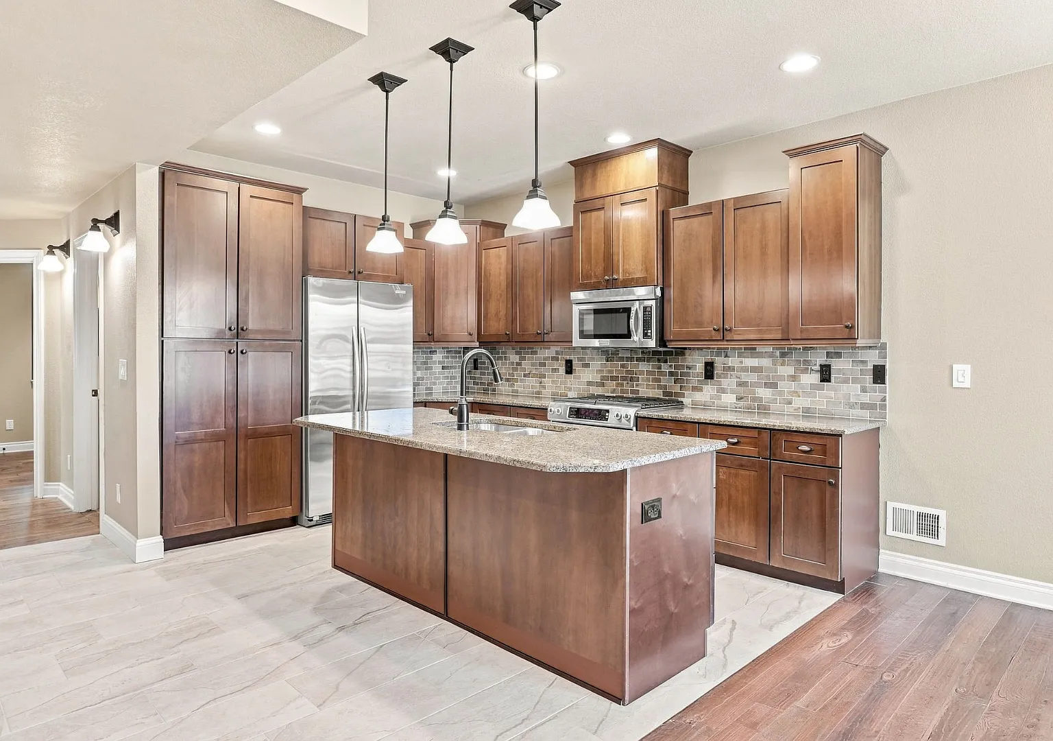 2478 S Williams St — Photo 4
