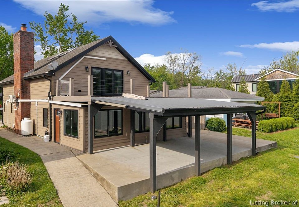 1st image of 252 River Road W