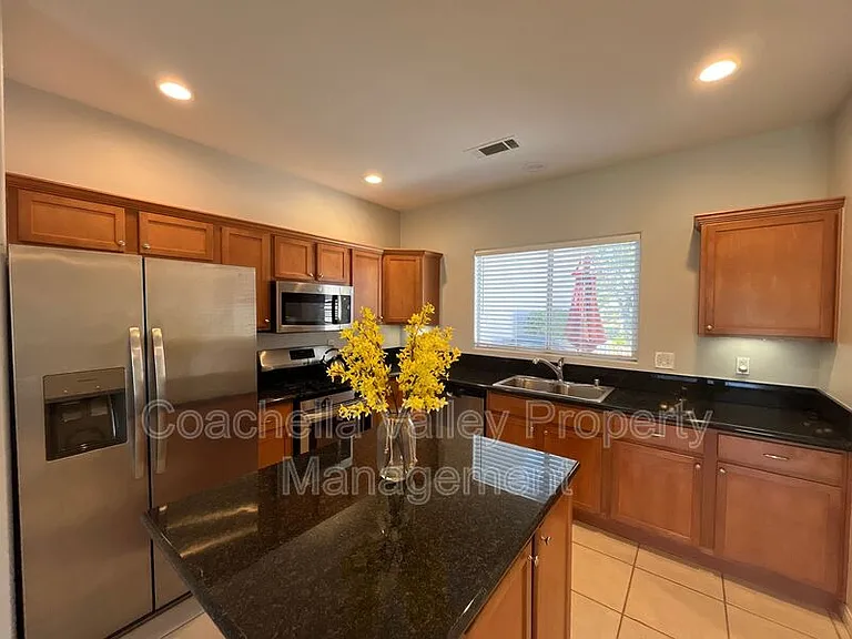 82368 Lancaster Way — Photo 35