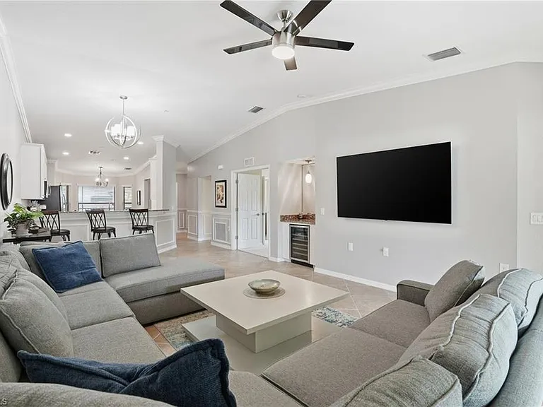 9528 Avellino Way #2521 — Photo 9