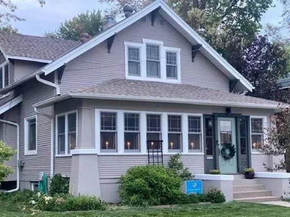 721 N Hastings Ave, Hastings, NE 68901