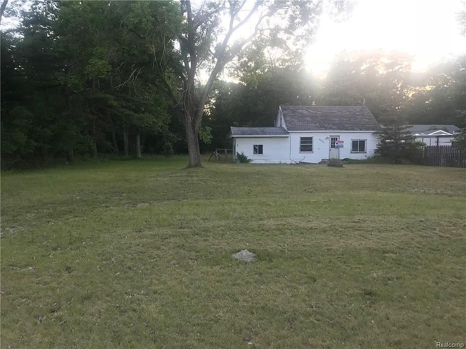 2nd image of 2919 N Us 23