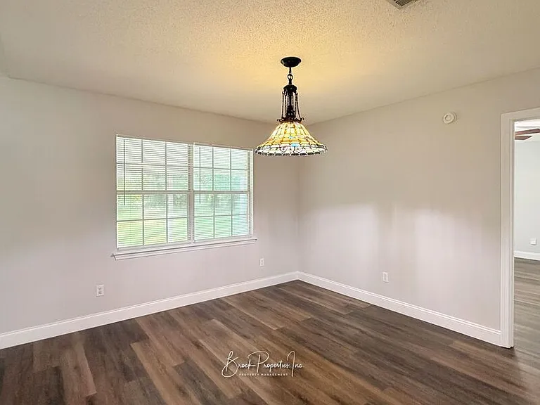 2520 Southern Oaks Dr — Photo 8