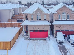 13 Sasco Way, Essa, ON L0M1B4