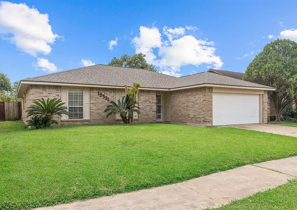 1st image of 19511 Westhaven Dr