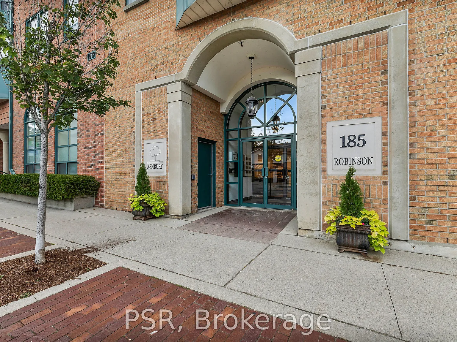 2 bed, $3,500 — Photo 2