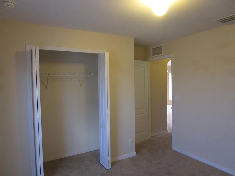 3514 NE 12th Ct — Photo 4