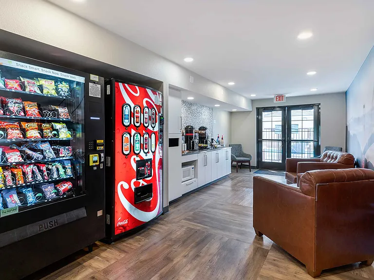 Breakfast Room