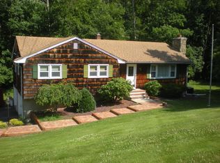 8 Dellwood Dr, Long Valley, NJ 07853