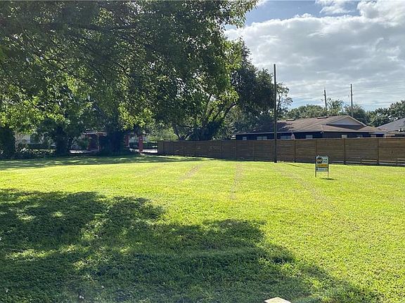 5th image of 1815 Jessamine Ave