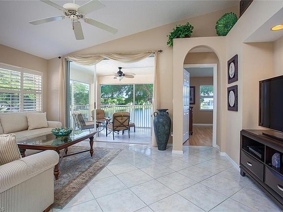4th image of 6432 Huntington Lakes Cir APT 201