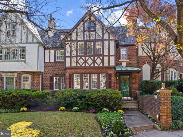 4428 Greenwich Pkwy NW, Washington, DC 20007
