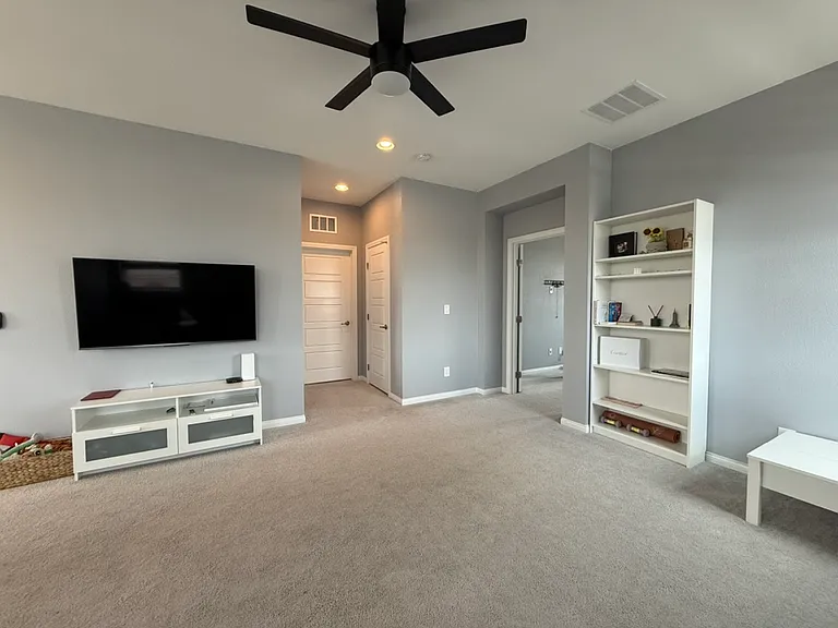 10768 Crestview Pointe Ave — Photo 19