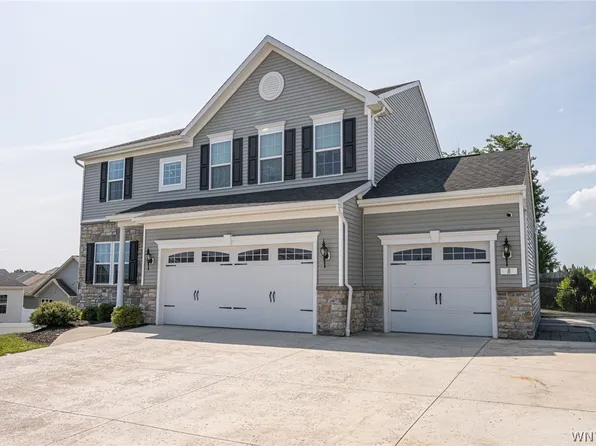 8 Adam Chris Dr, Buffalo, NY 14224