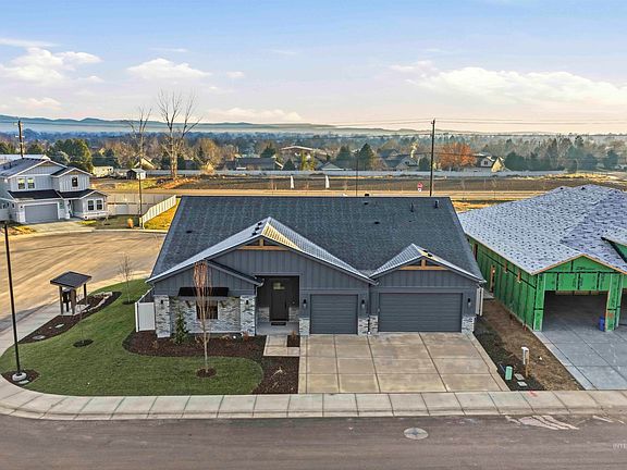 2nd image of 12596 S Lenora Pl