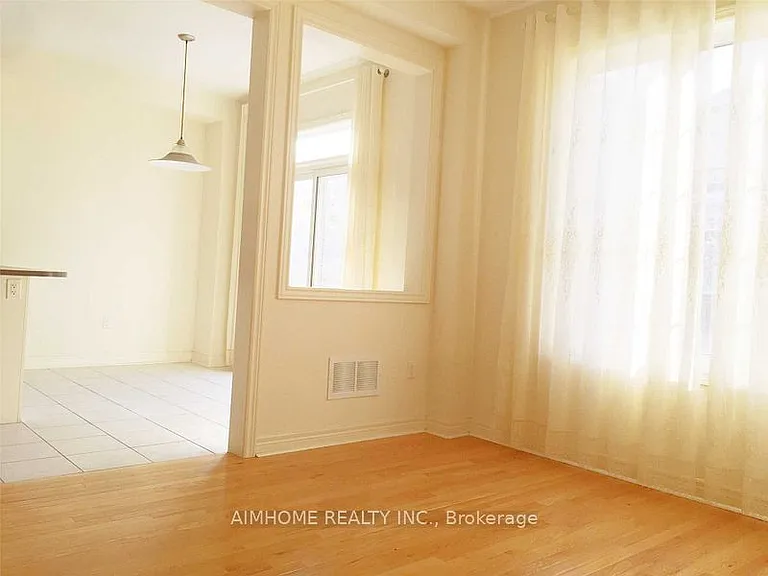 34 Prebble Dr — Photo 5
