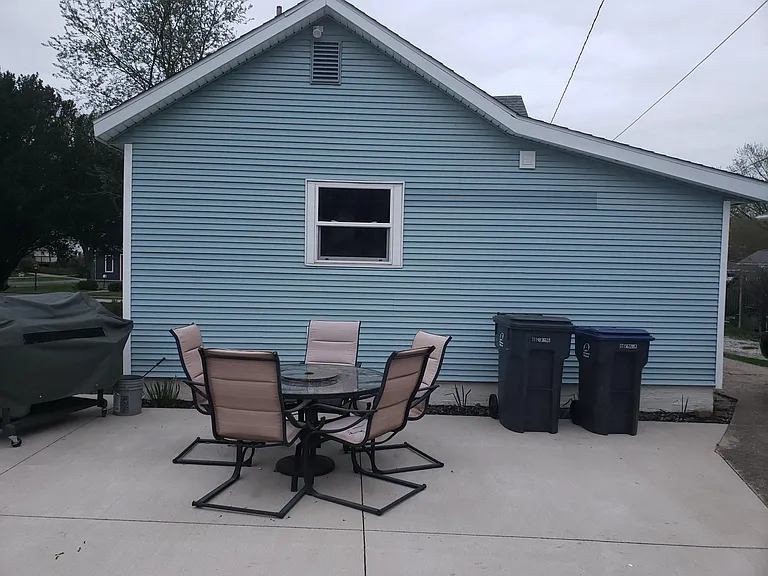 311 W Stanage Ave — Photo 8