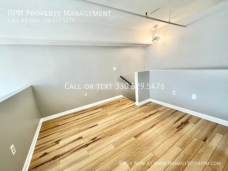 1133 W 9th Street — Photo 83