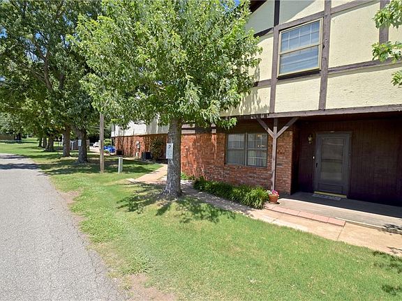 2nd image of 2608 N Ann Arbor Ave APT 133