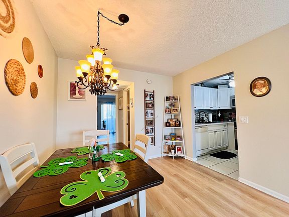 4th image of 334 Southampton B