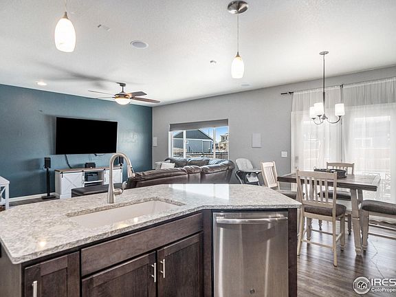 4th image of 905 Pioneer Dr
