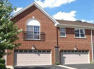 948 Enfield Dr, Northbrook, IL 60062