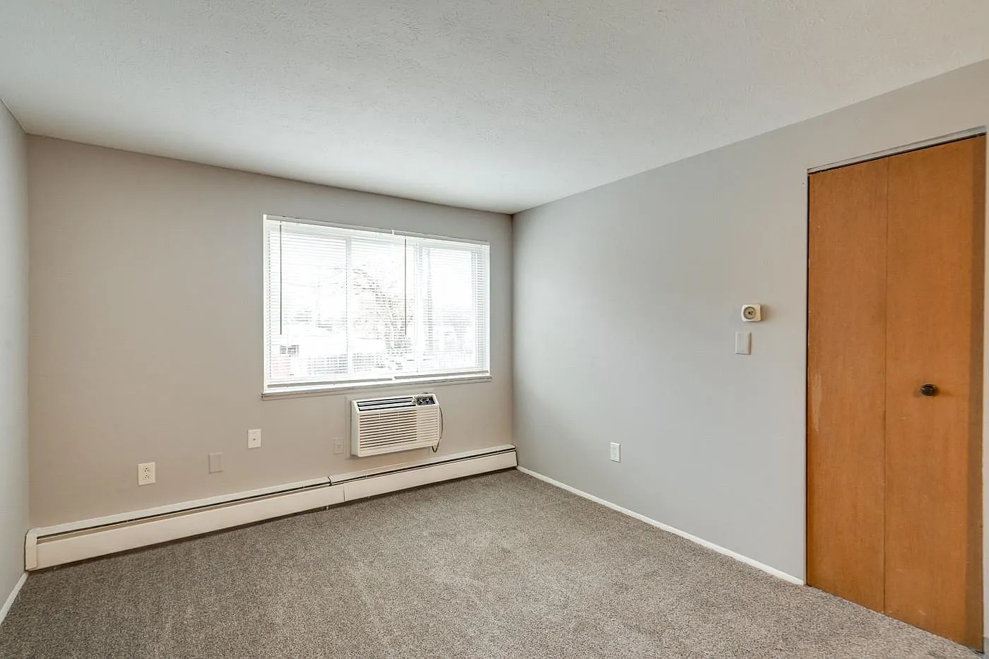 1 bed, 450 sqft, $895 — Photo 3