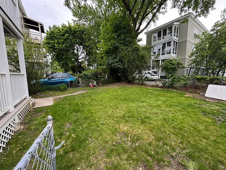 70 Brock St #1 — Photo 18