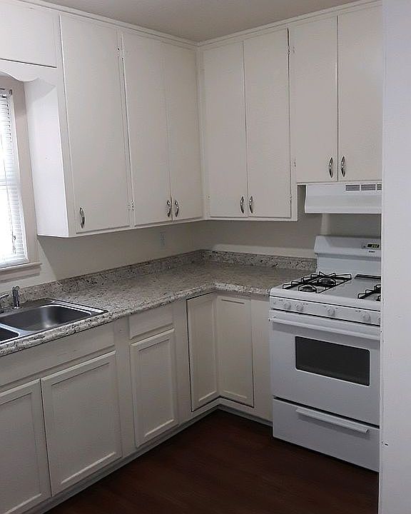 1st image of 203 S Ash St