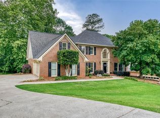 245 Emily Dr SW, Lilburn, GA 30047