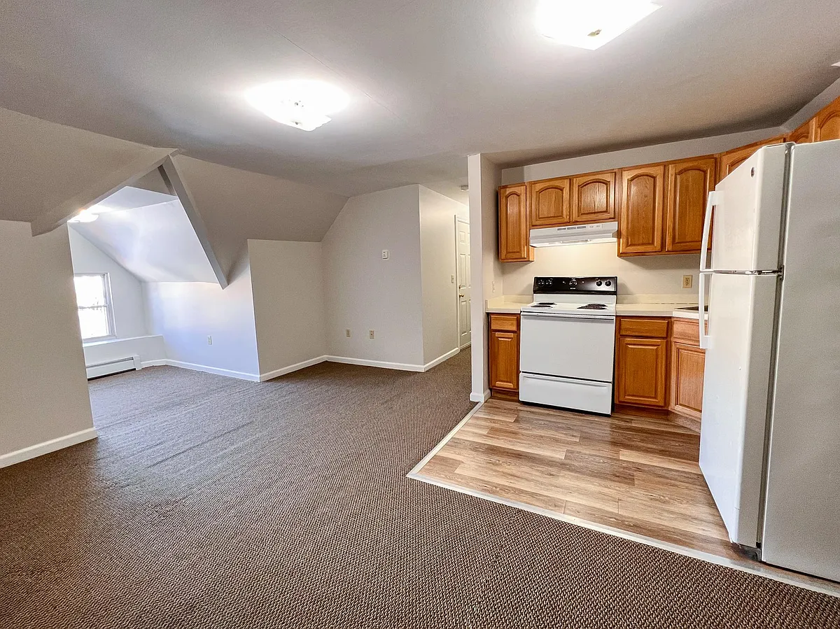 Building Photo - 207 Wethersfield Ave #3