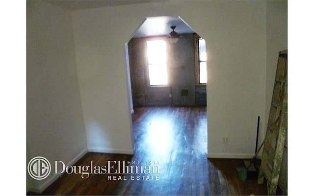 Rented by Douglas Elliman | media 7