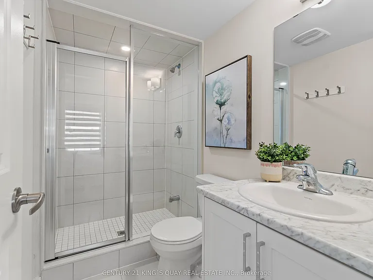 14 Credit Ln — Photo 16
