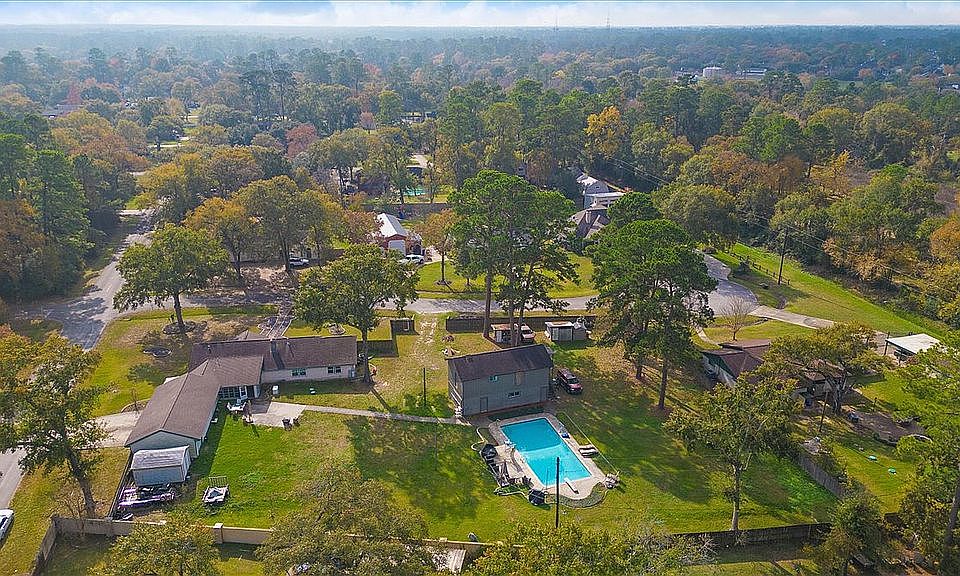 1st image of 12702 Island Dr
