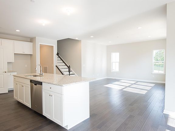 5th image of 218 Coffenbury Ct Lot Sv432