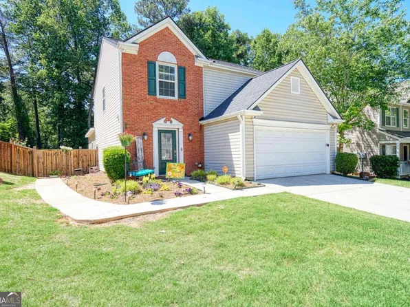 422 Registry Blf, Stone Mountain, GA 30087