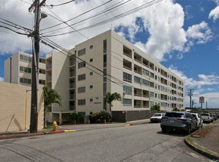1555 Pohaku, Honolulu, HI 96817