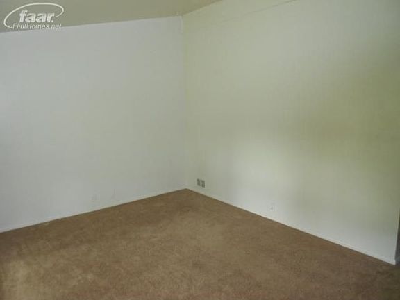 3rd image of 3514 Evergreen Pkwy