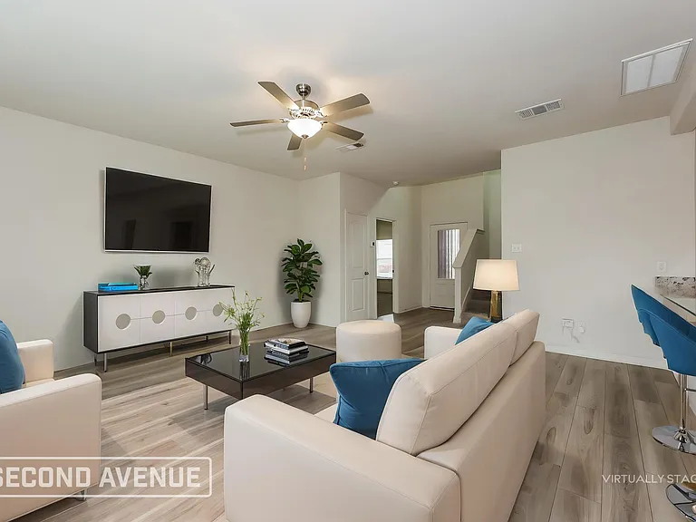 325 Condie Russell Ave — Photo 2