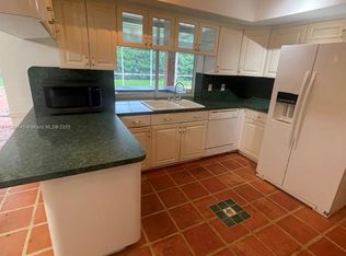 7185 SW 101st St, Pinecrest, FL 33156