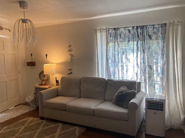 735 Vale View Dr #3 — Photo 2