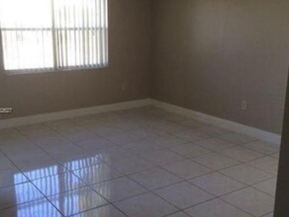 5th image of 15600 NW 7th Ave APT 107